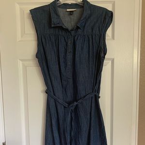 Knee length cap sleeve denim dress